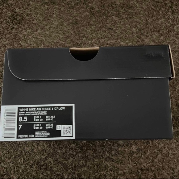 Nike Air Force 1'07 Low - Picture 4 of 5